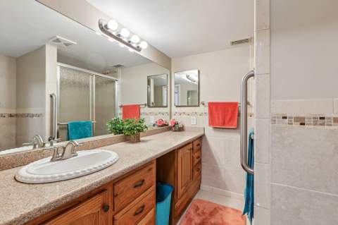 5718 Coral Lake Drive #206, Margate FL - photo 16 of 31