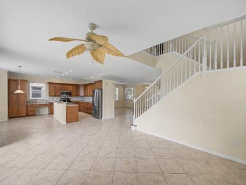 11728 SW Bennington Circle, Port St. Lucie FL - photo 12 of 117