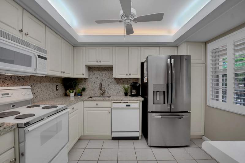 3 bedroom Condominium at 804 Cypress Grove Lane #210, No 123 Palm-Aire Country Club, Pompano Beach — photo 2