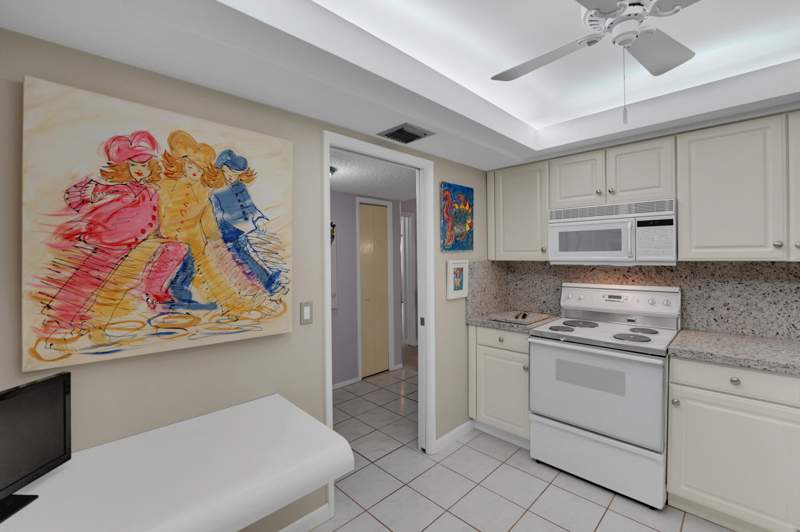3 bedroom Condominium at 804 Cypress Grove Lane #210, No 123 Palm-Aire Country Club, Pompano Beach — photo 3