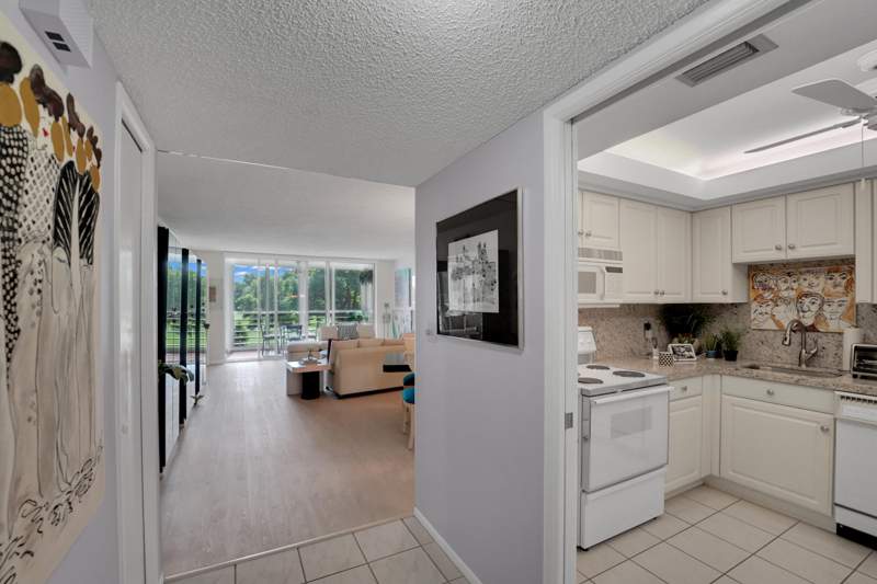 3 bedroom Condominium at 804 Cypress Grove Lane #210, No 123 Palm-Aire Country Club, Pompano Beach — photo 5