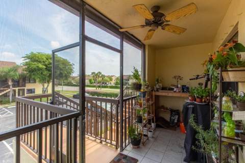 4703 Lucerne Lakes Boulevard #204, Lake Worth FL - photo 14 of 20