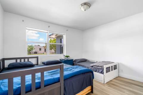 2709 Dewey Street, Hollywood FL - photo 19 of 26