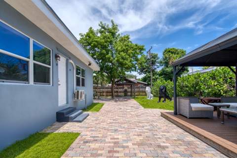 2709 Dewey Street, Hollywood FL - photo 22 of 26