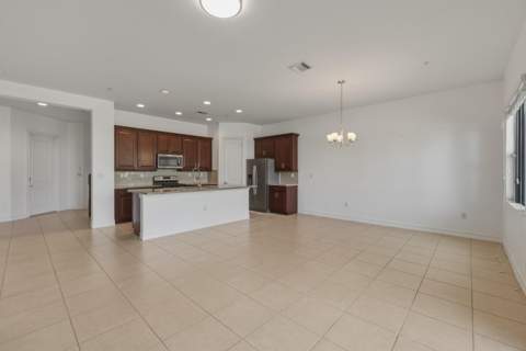 11562 SW 13th Lane, Pembroke Pines FL - photo 9 of 43
