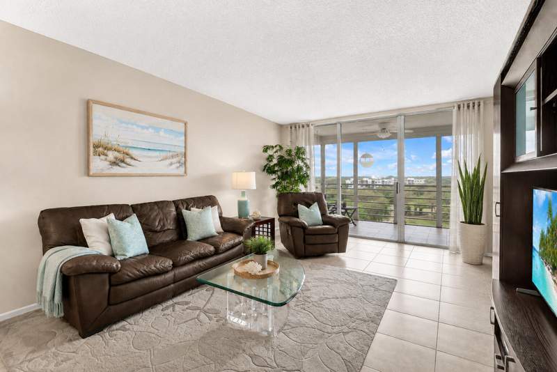 2 bedroom Condominium at 605 Oaks Drive #907, Palm Aire Contry Club #5, Pompano Beach — photo 5