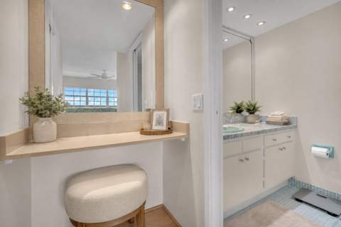 605 Oaks Drive #907, Pompano Beach FL - photo 9 of 53