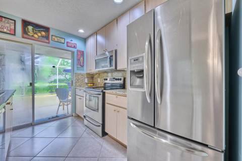1202 NW Sun Terrace Circle #24D,  FL - photo 12 of 43