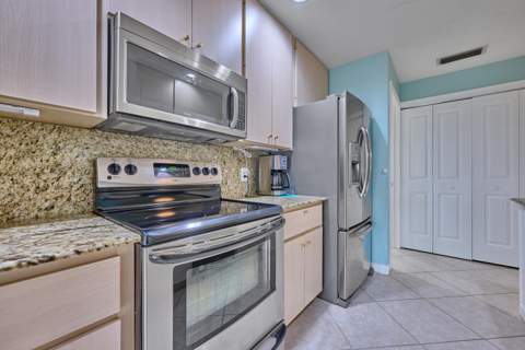 1202 NW Sun Terrace Circle #24D,  FL - photo 13 of 43
