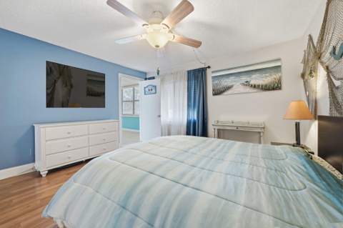 1501 NE 13th Terrace #H12, Jensen Beach FL - photo 12 of 25