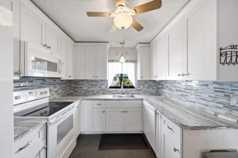 1501 NE 13th Terrace #H12, Jensen Beach FL - photo 6 of 25