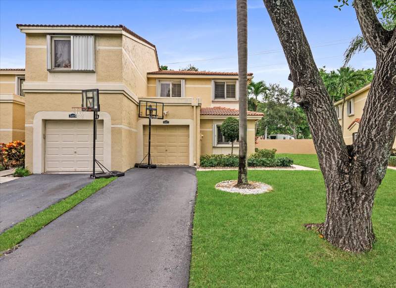 3 bedroom Townhouse at 3497 Deer Creek Palladian Circle #3497, Lakes Of Deer Creek, Deerfield Beach — photo 2