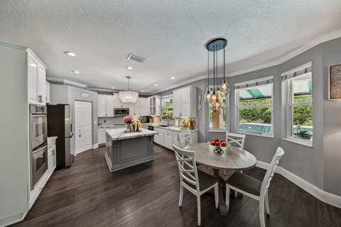 522 Cypress Green Circle, Wellington FL - photo 23 of 92