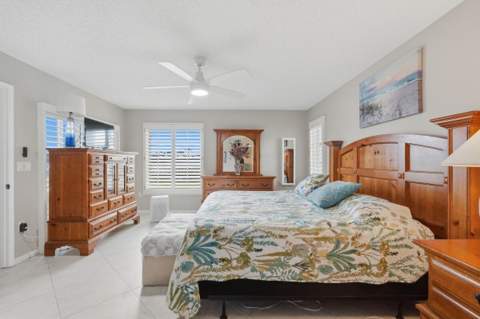 6112 Huntwick Terrace #108, Delray Beach FL - photo 16 of 43