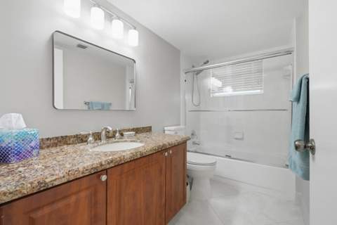 6112 Huntwick Terrace #108, Delray Beach FL - photo 23 of 43