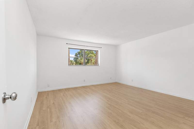 1 bedroom Condominium at 4851 NW 21st Street #203, Castle Apartments 14 Condo, Lauderhill — photo 3
