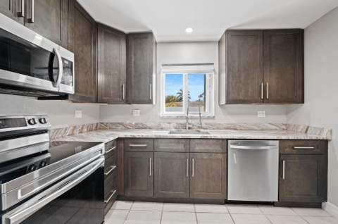 1900 SW 33rd Avenue, Fort Lauderdale FL - photo 16 of 45