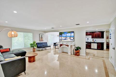 1016 Harrison Street, Hollywood FL - photo 12 of 37