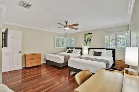 1016 Harrison Street, Hollywood FL - photo 23 of 37