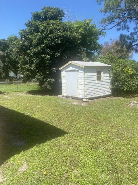710 N 23rd Street, Fort Pierce FL - photo 14 of 15