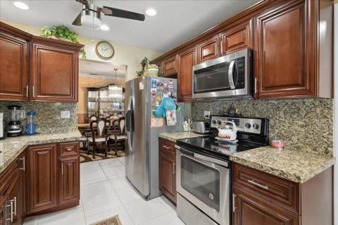 4290 NW 49th Terrace, Lauderdale Lakes FL - photo 8 of 20