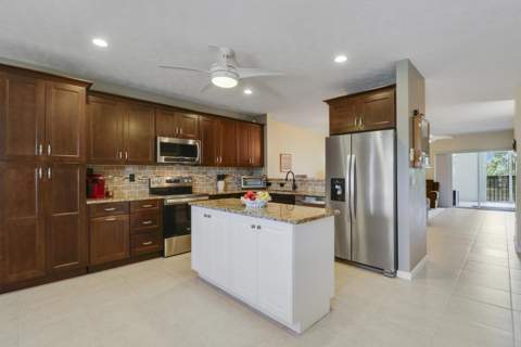2129 SE Wild Meadow Circle, Port St. Lucie FL - photo 13 of 49