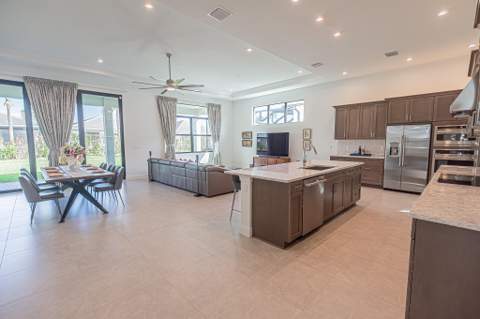 10188 SW Latium Way, Port St. Lucie FL - photo 7 of 75