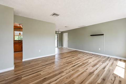 2485 SE Sidonia Street, Port St. Lucie FL - photo 6 of 43