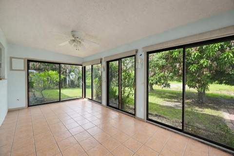 2485 SE Sidonia Street, Port St. Lucie FL - photo 24 of 43