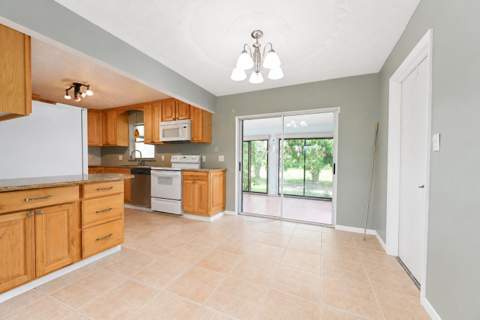 2485 SE Sidonia Street, Port St. Lucie FL - photo 8 of 43
