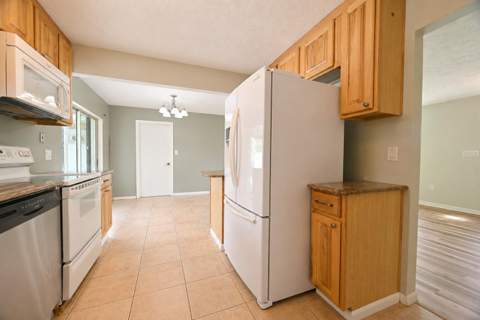 2485 SE Sidonia Street, Port St. Lucie FL - photo 14 of 43