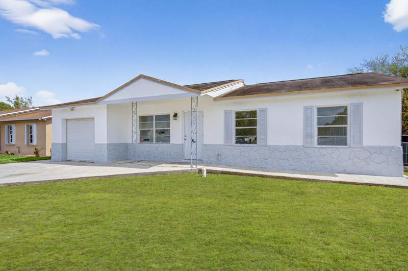3 bedroom Single Family Residence at 405 SW 78th Terrace, North Lauderdale Village Sec 2, North Lauderdale — photo 5