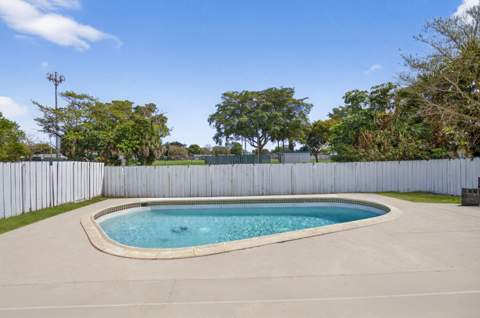 405 SW 78th Terrace, North Lauderdale FL - photo 6 of 50