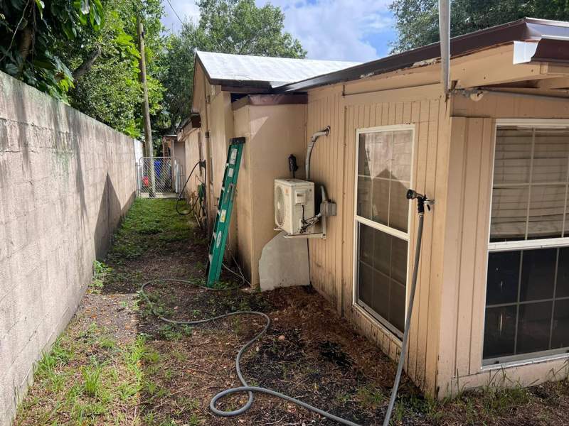 4 bedroom Single Family Residence at 4100 N 32nd Court, hollywood, Hollywood — photo 4