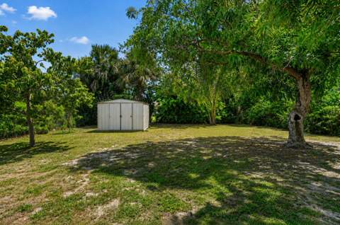 816 SW 3rd Court, Delray Beach FL - photo 7 of 22