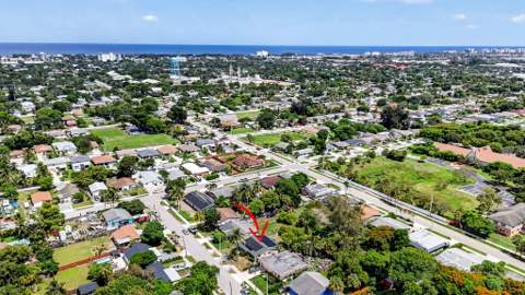 816 SW 3rd Court, Delray Beach FL - photo 13 of 22