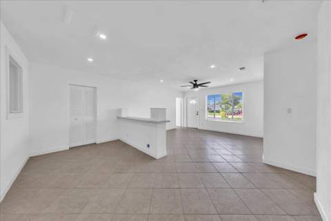 6311 SW 2nd Street, Margate FL - photo 12 of 52