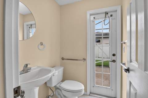 6783 Las Colinas Court, Lake Worth FL - photo 15 of 21