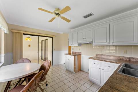 1634 Palmland Drive, Boynton Beach FL - photo 9 of 45