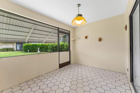 1634 Palmland Drive, Boynton Beach FL - photo 16 of 45