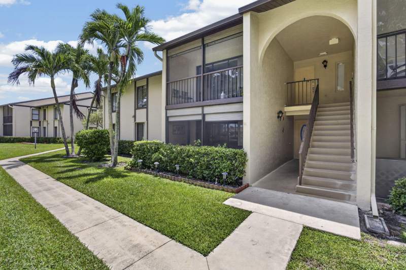 3 bedroom Condominium at 820 Sky Pine Way #H2, Pine Ridge North Village IV Condo, Greenacres — photo 3