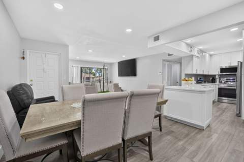 820 Sky Pine Way #H2, Greenacres FL - photo 15 of 36