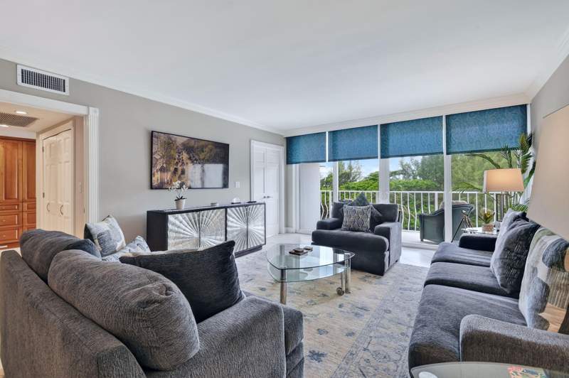 1 bedroom Stock Cooperative at 2774 S Ocean Boulevard #506, Ambassador South Dev Corp, Palm Beach — photo 4