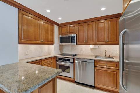 2774 S Ocean Boulevard #506, Palm Beach FL - photo 15 of 74