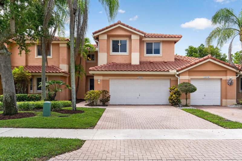 3 bedroom Townhouse at 12522 NW 57th Court, Heron Bay Four, Coral Springs — photo 3
