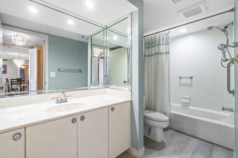 2450 Presidential Way #1606, West Palm Beach FL - photo 22 of 47