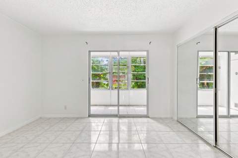 310 Oakridge R Court #310, Deerfield Beach FL - photo 23 of 43