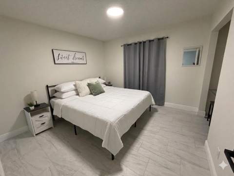 1194 SE Clifton Lane, Port St. Lucie FL - photo 6 of 25