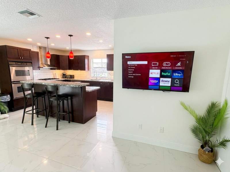 4 bedroom Single Family Residence at 1194 SE Clifton Lane, Port St Lucie Section 3, Port St. Lucie — photo 5