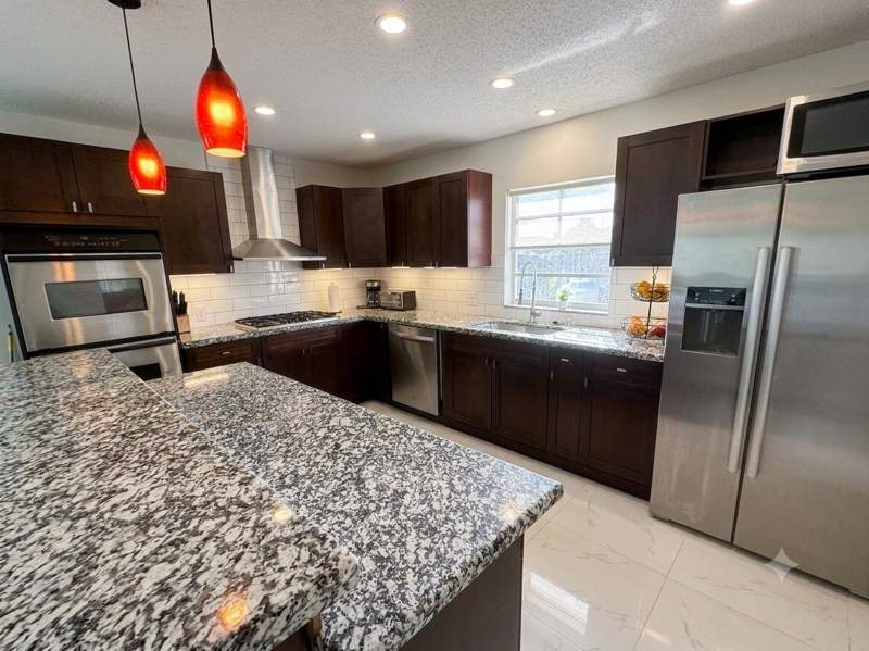 4 bedroom Single Family Residence at 1194 SE Clifton Lane, Port St Lucie Section 3, Port St. Lucie — photo 4